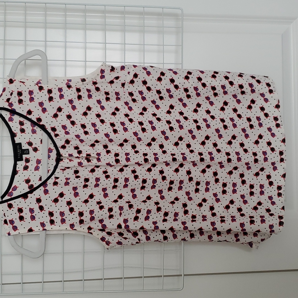 Cute sunglasses print top